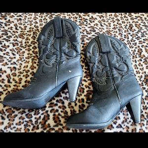 Torrid black cowboy style heel boot